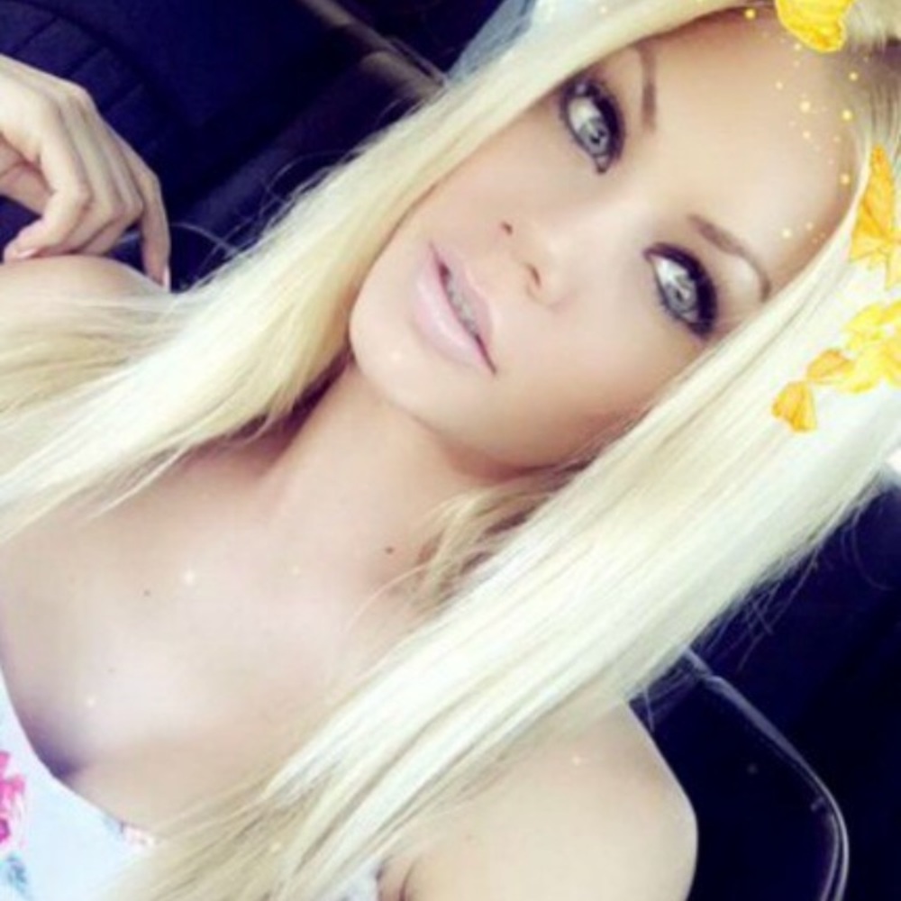 Meet your Posher, Alina